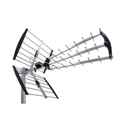 ANTENNE UHF TRIPLE 67 ELEMENTS - 12/18 DB - B53670/5G