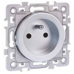 PRISE SQUARE 16A 2P+T SILVER - 60460