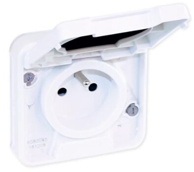 PRISE 16A 2P+T OXXO ENCASTR&Eacute;E BLANC IP55 IK07 - 60898