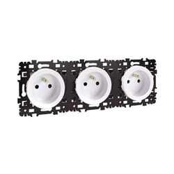 PRISES TRIPLE 3 X 2P + TERRE 16A BLANC SQUARE - 60287