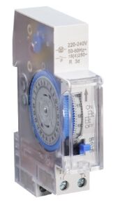INTERRUPTEUR HORAIRE 16A 220V PROG 24H REVERVE 150H - 04612