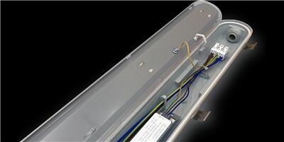 ETANCHE LED LONDON2 1200MM 36W 4000K 5400LM IP65 TRAV 537848 -TP36LNH120N